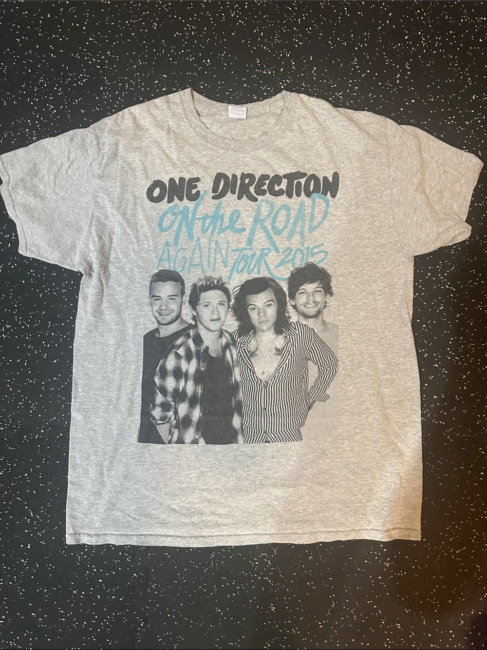 One Direction 'On the Road Again' Graphic Tee tour merch
